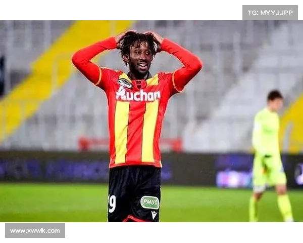 法甲北方德比朗斯十人鏖战逼平里尔格雷迪特早早染红成比赛转折